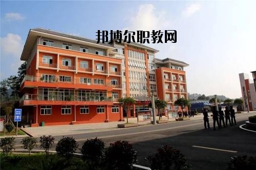 黔東南州國防科技學校怎么樣，好不好