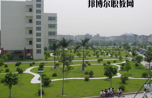 茂名高州信息職業(yè)技術(shù)學(xué)校2020年報(bào)名條件、招生要求、招生對象