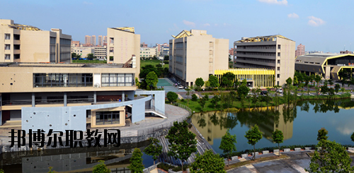 東莞理工學(xué)校2020年報(bào)名條件、招生要求、招生對(duì)象