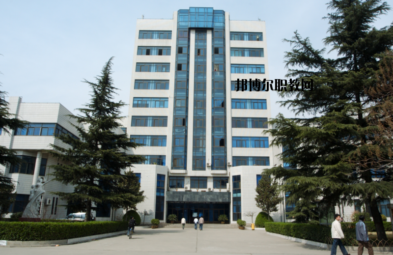 鄭州工業(yè)貿(mào)易學(xué)校怎么樣、好不好