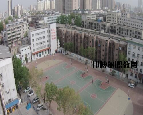 鄭州經(jīng)濟(jì)貿(mào)易學(xué)校2021年報(bào)名條件、招生對(duì)象