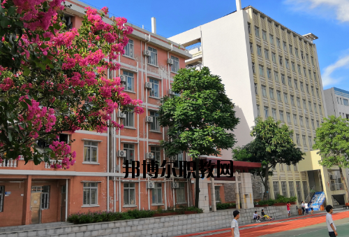 廣東工業(yè)貿(mào)易職業(yè)技術(shù)學校怎么樣、好不好