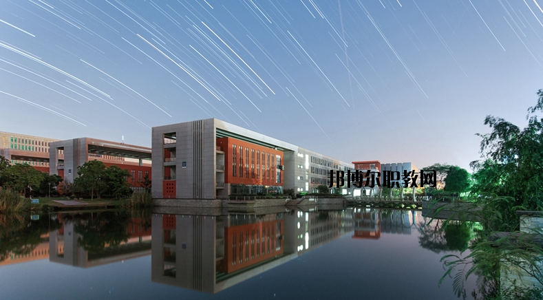 南京航空航天大學(xué)2020年報名條件、招生要求、招生對象
