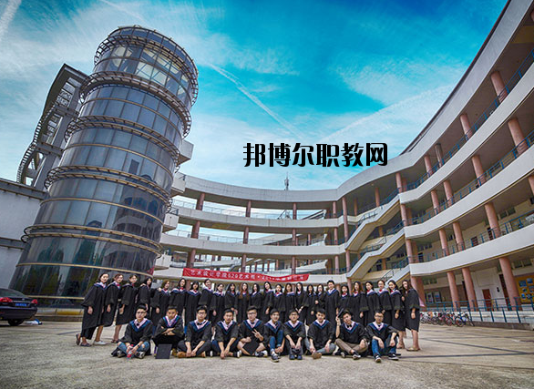 南京財(cái)經(jīng)大學(xué)怎么樣、好不好