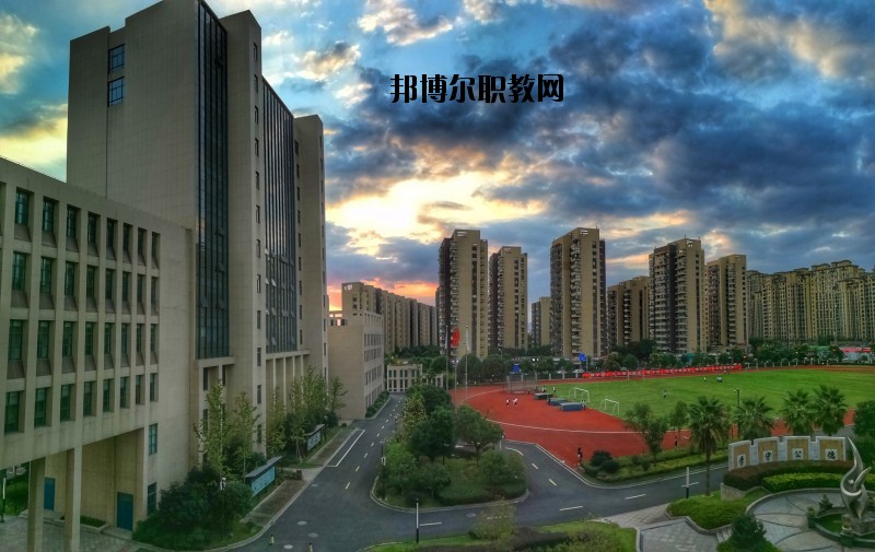 余杭區(qū)塘棲職業(yè)學(xué)校2020年報(bào)名條件、招生要求、招生對(duì)象