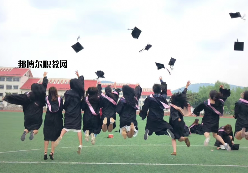 江蘇建康職業(yè)學(xué)院2020年報(bào)名條件、招生要求、招生對(duì)象