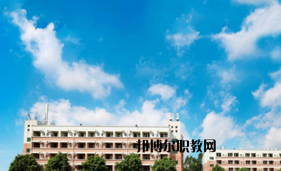 廣州藍(lán)天高級(jí)技工學(xué)校怎么樣、好不好