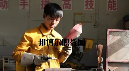 靈臺(tái)職教中心2020年報(bào)名條件、招生要求、招生對(duì)象
