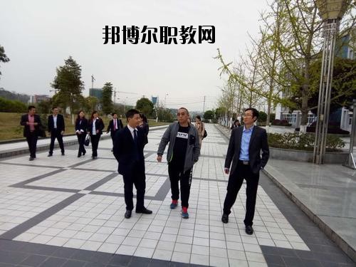 南充應(yīng)用技術(shù)職業(yè)學(xué)校2020年報(bào)名條件、招生要求、招生對象