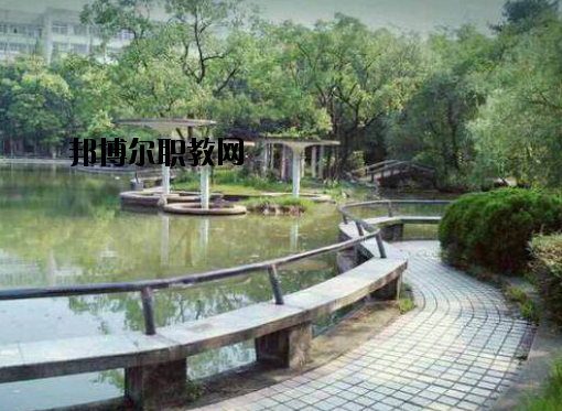 南昌經(jīng)濟(jì)管理學(xué)校2020年報(bào)名條件、招生要求、招生對象