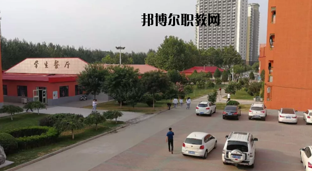 秦皇島渤?？萍贾械葘I(yè)學校