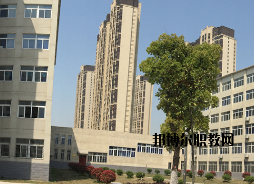 蕪湖財(cái)經(jīng)工業(yè)學(xué)校2020年報(bào)名條件、招生要求、招生對(duì)象