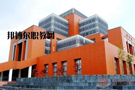 綿竹職業(yè)中專學(xué)校2020年報(bào)名條件、招生要求、招生對象