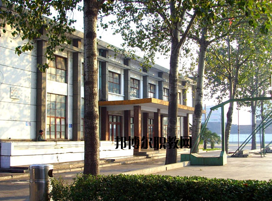 河南工業(yè)科技學校怎么樣、好不好