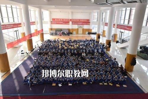 許昌體育運(yùn)動學(xué)校2021年報名條件、招生要求、招生對象