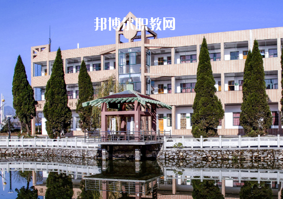 蕪湖機械工程學(xué)校2020年報名條件、招生要求、招生對象