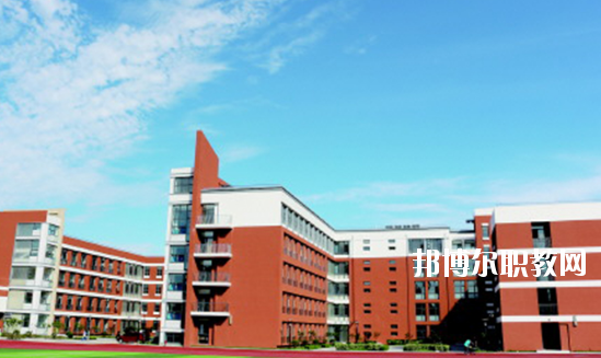 湛江湛港職業(yè)技術(shù)學(xué)校怎么樣、好不好