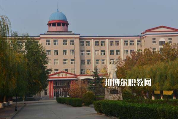 南陽廣播電視中等專業(yè)學(xué)校2021年報(bào)名條件、招生要求、招生對象