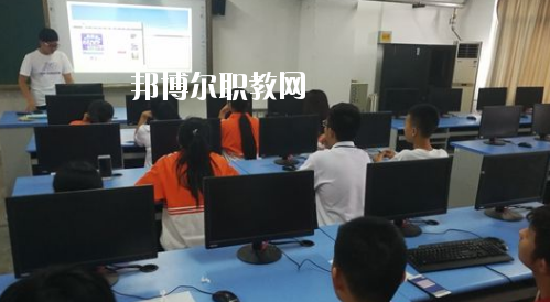 蘭州紅古區(qū)職教中心2020年報(bào)名條件、招生要求、招生對(duì)象