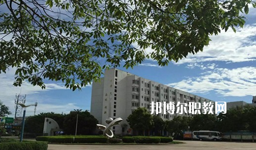 合肥經(jīng)濟(jì)貿(mào)易科技學(xué)校怎么樣、好不好