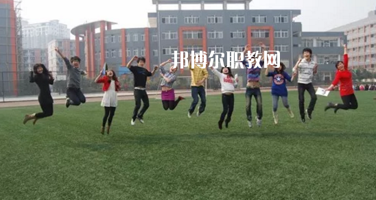 泊頭京泊職業(yè)技術(shù)學(xué)校2020年學(xué)費、收費多少