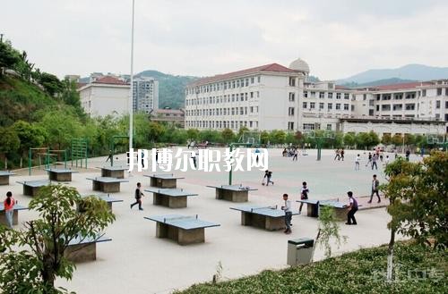 四川劍閣職業(yè)高級(jí)中學(xué)校2020年報(bào)名條件、招生要求、招生對(duì)象