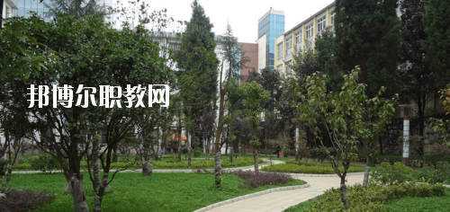 貴陽(yáng)白云區(qū)職業(yè)技術(shù)學(xué)校2020年報(bào)名條件、招生要求、招生對(duì)象