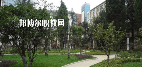 貴陽(yáng)白云區(qū)職業(yè)技術(shù)學(xué)校怎么樣，好不好