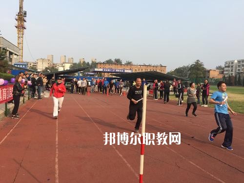 洛陽市體育運(yùn)動(dòng)學(xué)校2021年報(bào)名條件、招生要求、招生對(duì)象