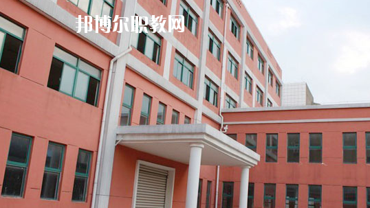 南昌工業(yè)技工學(xué)校2020年報名條件、招生要求、招生對象