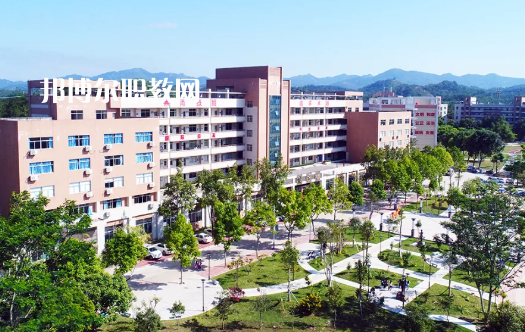 信宜職業(yè)技術(shù)學(xué)校2020年報(bào)名條件、招生要求、招生對(duì)象