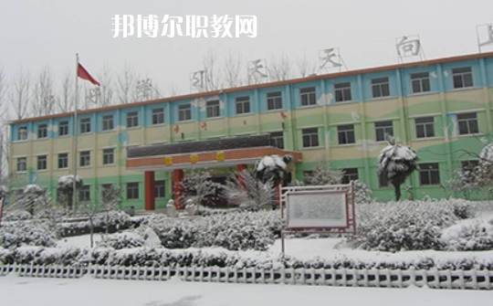 淮北市烈山區(qū)中等專業(yè)學(xué)校2020年報名條件、招生要求、招生對象
