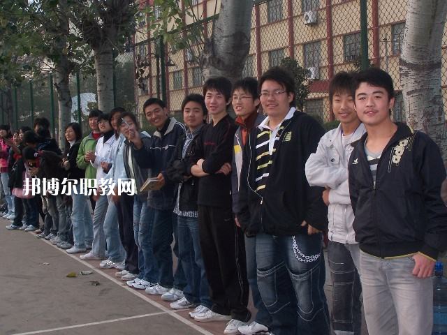 濮陽市油田職業(yè)中等專業(yè)學校怎么樣、好不好