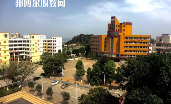 廣東肇慶四會中等專業(yè)學校2021年報名條件、招生要求、招生對象