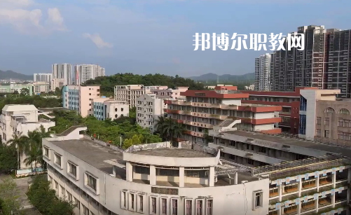 鶴山職業(yè)技術(shù)學(xué)校2021年學(xué)費、收費多少