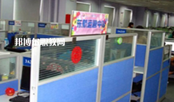 黃山市當(dāng)代職業(yè)學(xué)校2021年報(bào)名條件、招生要求、招生對象