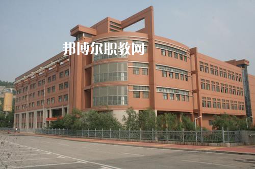 四川長虹職業(yè)技術(shù)學(xué)校2021年報名條件、招生要求