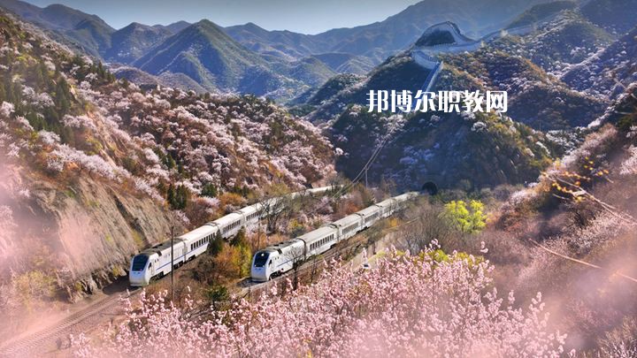 洛陽(yáng)商業(yè)職業(yè)中等專業(yè)學(xué)校怎么樣、好不好