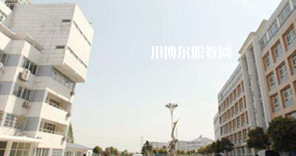 安徽紅十字會衛(wèi)生學(xué)校2021年報名條件、招生要求、招生對象