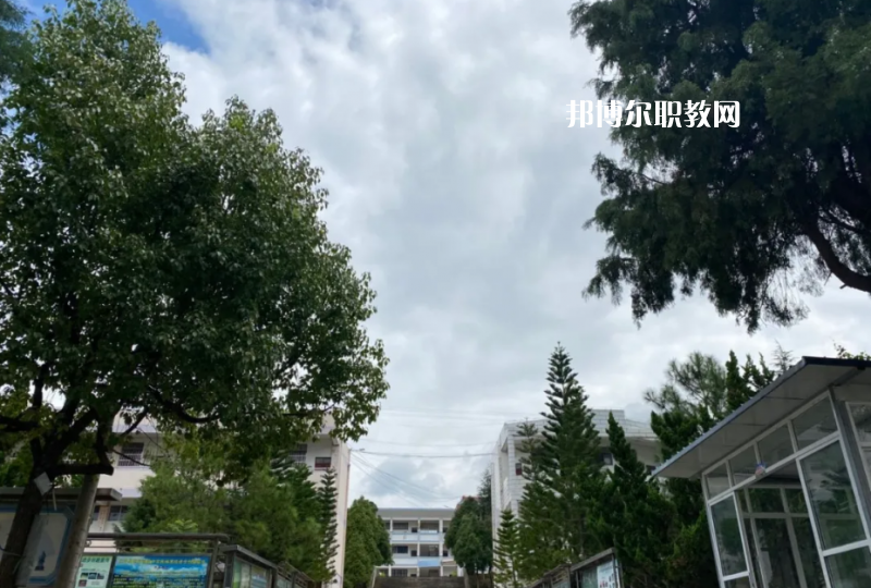 永平縣職業(yè)高級中學(xué)2021年報名條件、招生要求、招生對象