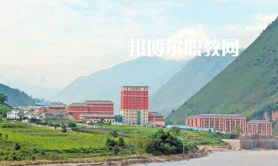 怒江州民族中等專業(yè)學(xué)校怎么樣、好不好
