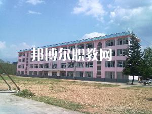 耿馬縣職教中心2021年報(bào)名條件、招生要求、招生對(duì)象