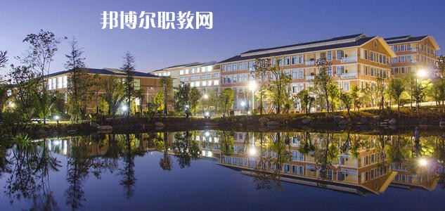 保山中醫(yī)藥高等?？茖W(xué)校2021年招生辦聯(lián)系電話