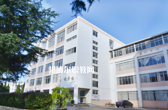 云南中醫(yī)藥中等?？茖W(xué)校2021年有哪些專業(yè)