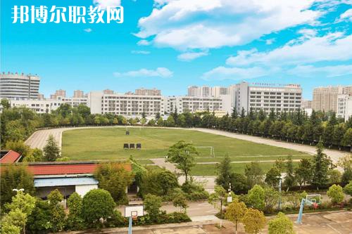 曲靖財(cái)經(jīng)學(xué)校怎么樣、好不好