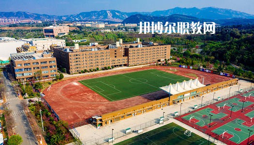 云南藝術(shù)學(xué)校2021年報名條件、招生要求、招生對象