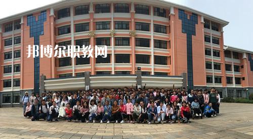 云南民族中等專業(yè)學(xué)校2021年報(bào)名條件、招生要求、招生對(duì)象