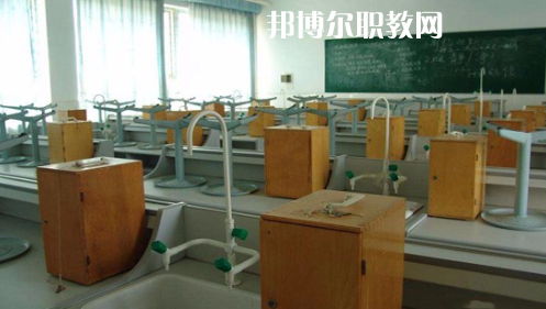 臨泉縣靖波信息技術(shù)學(xué)校2021年報名條件、招生要求、招生對象 