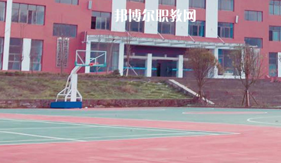 貴州貴陽市商貿(mào)學(xué)校2021年報名條件、招生要求、招生對象