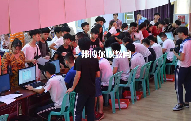普寧科技職業(yè)技術(shù)學(xué)校怎么樣、好不好